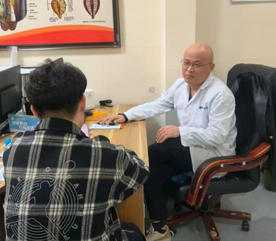 保定市|男科医师高朋磊：守护男性健康，专业男科诊疗